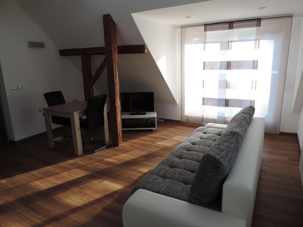 Pension Am Kirchberg Wehringen Habitación foto